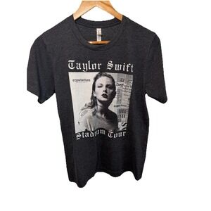 Taylor Swift Reputation Stadium Tour Shirt Small Gray Graphic Band Tee 2018